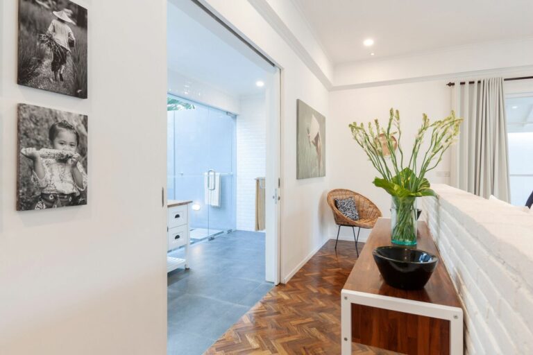 luxury villa in seminyak