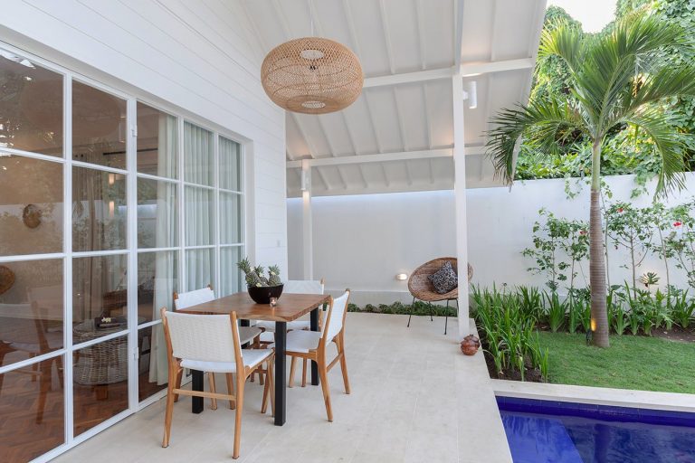 luxury villas with pool