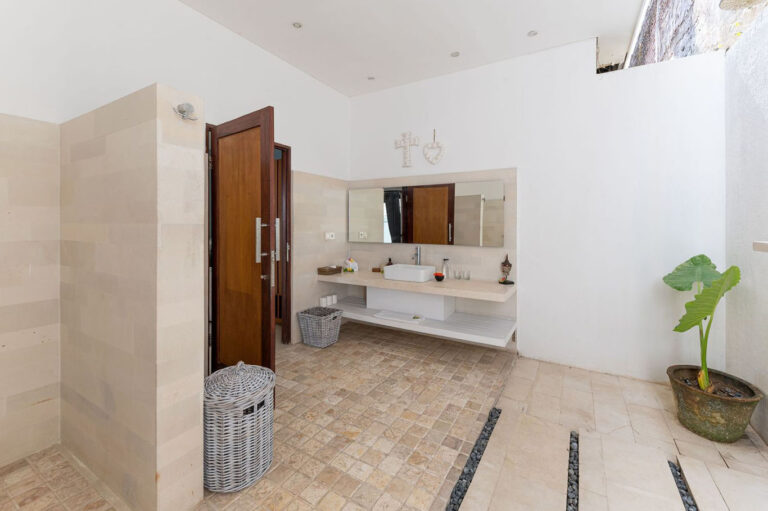 bali seminyak deluxe two bedroom pool villa