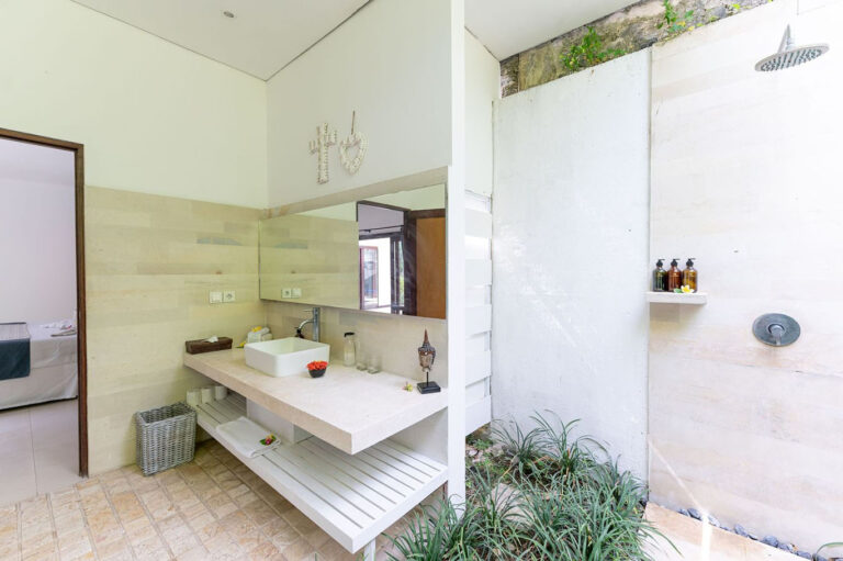 deluxe two bedroom pool villa in bali