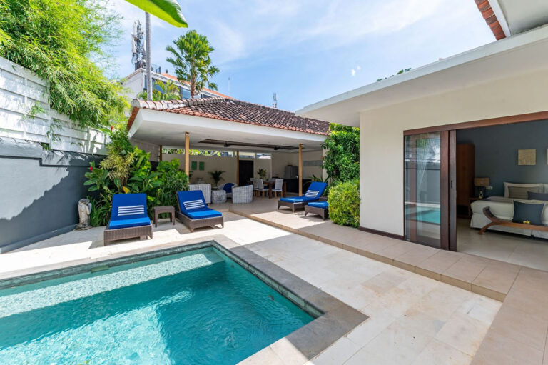 deluxe two bedroom pool villa in seminyak