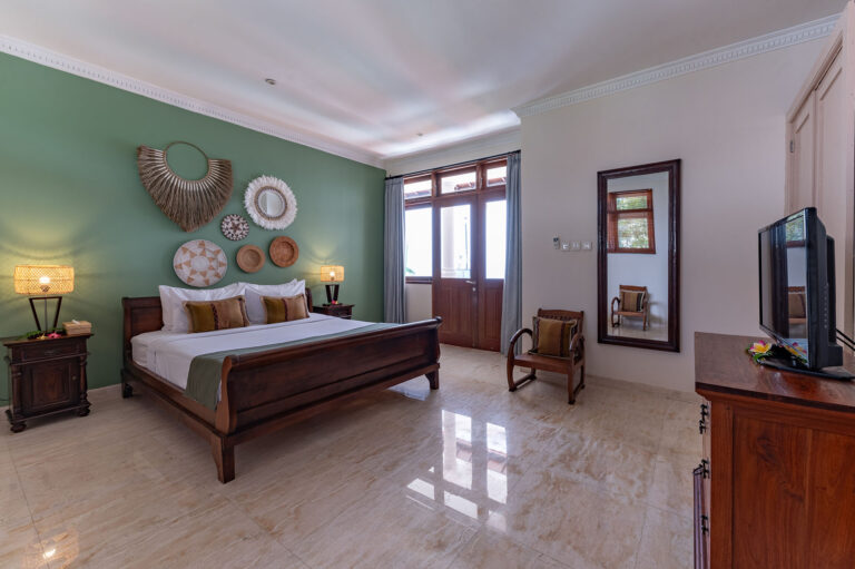 4 bedroom villa seminyak