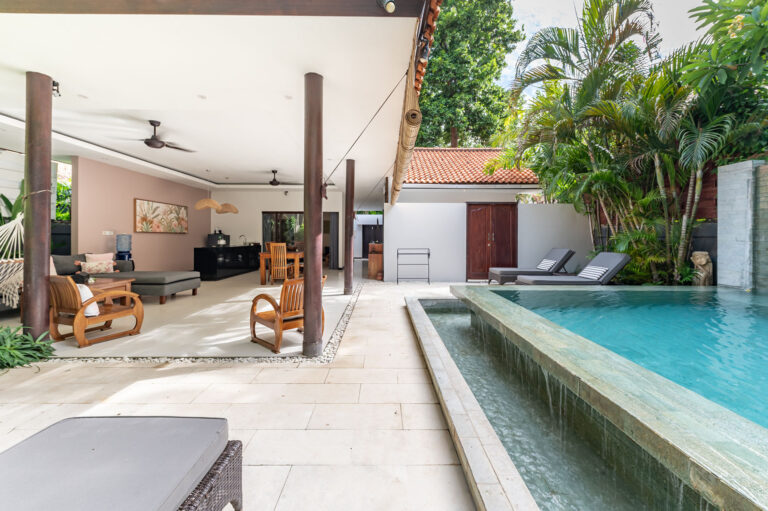 private villa with pool in bali